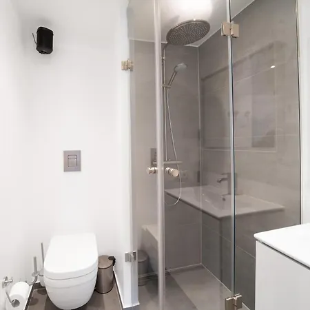 דירה Fantastic 2-bed W Balcony אודנזה
